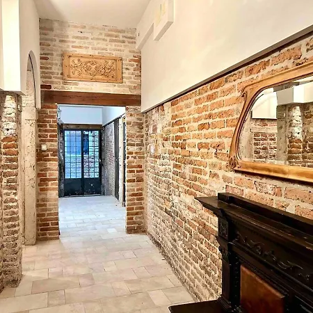 Della Corte *