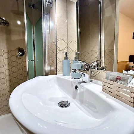 Della Corte * البندقية